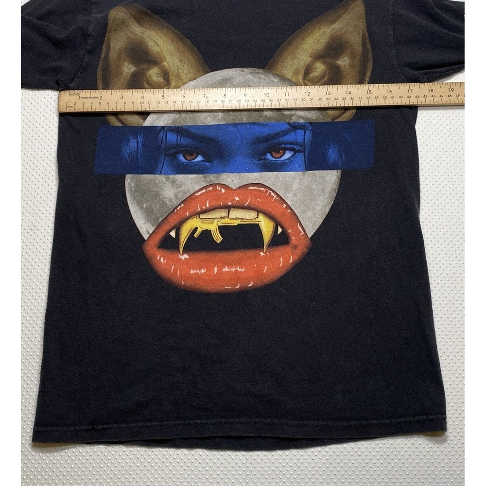 Trapstar Rihanna The Monster Tour Men's Small Long Sleeve T-Shirt Black - Picture 4 of 5